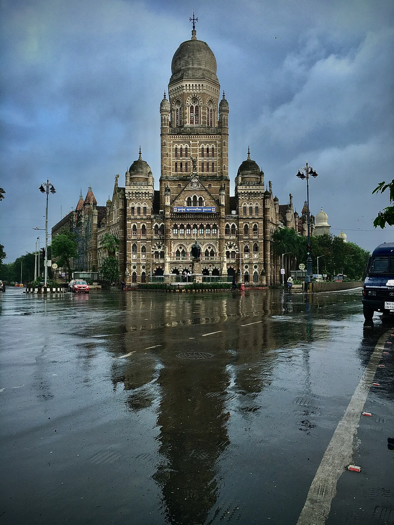 The central tower and full façade of BMC headquarters